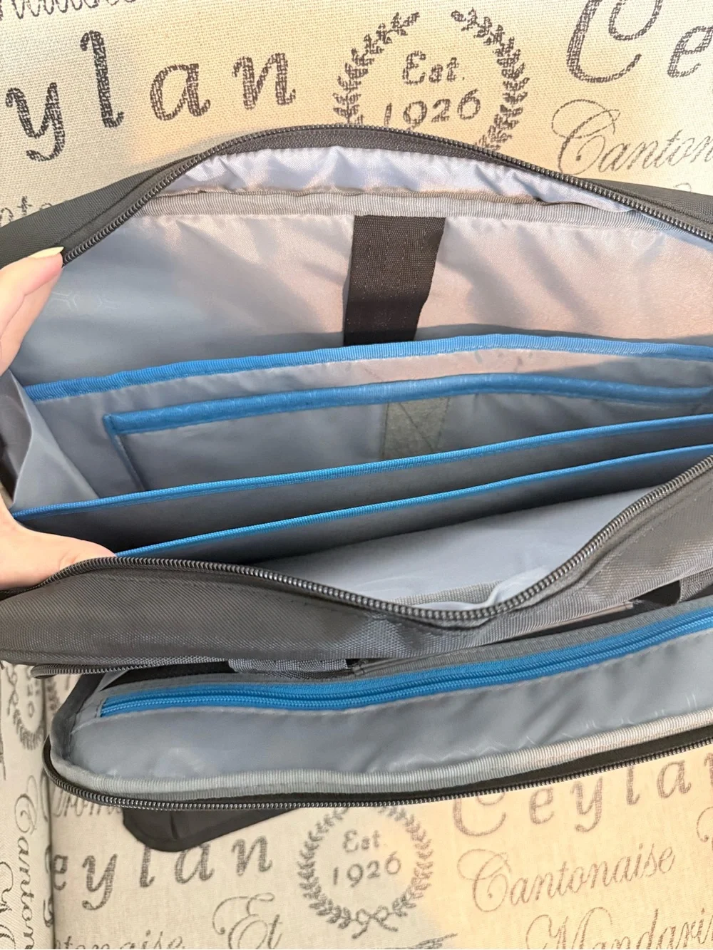 Dell Black Laptop Messenger Bag with Padded Strap